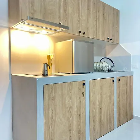 住宿加早餐酒店 Chez Boubou Vlorë